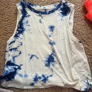 Lululemon size 4 cropped tank top